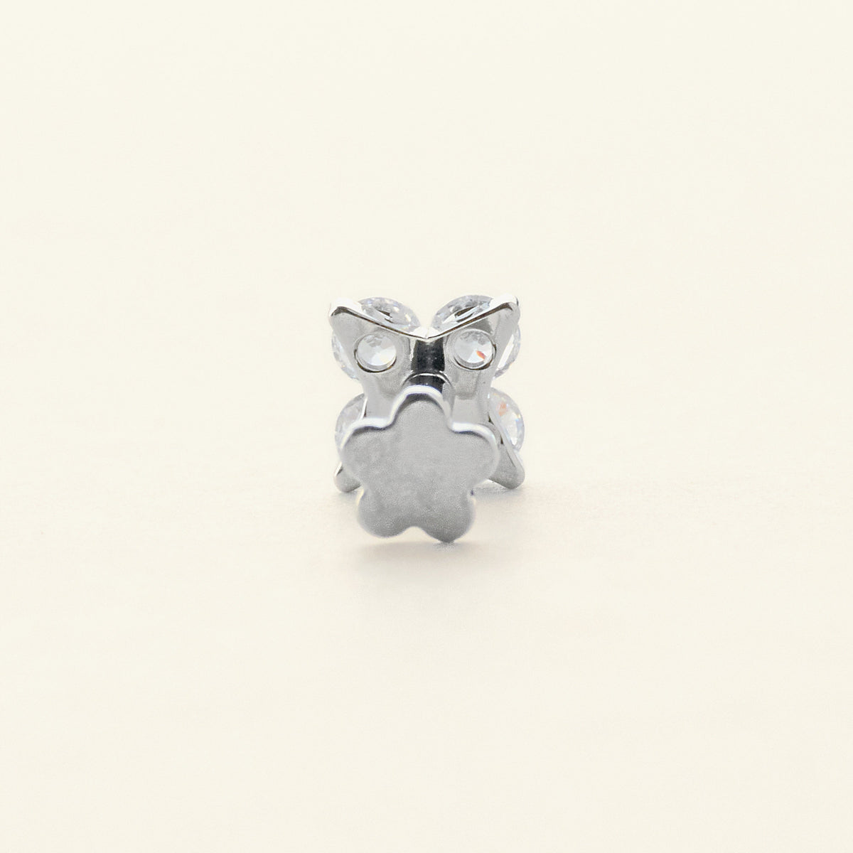 Flora Stud フラットバックの裏側｜Rozea