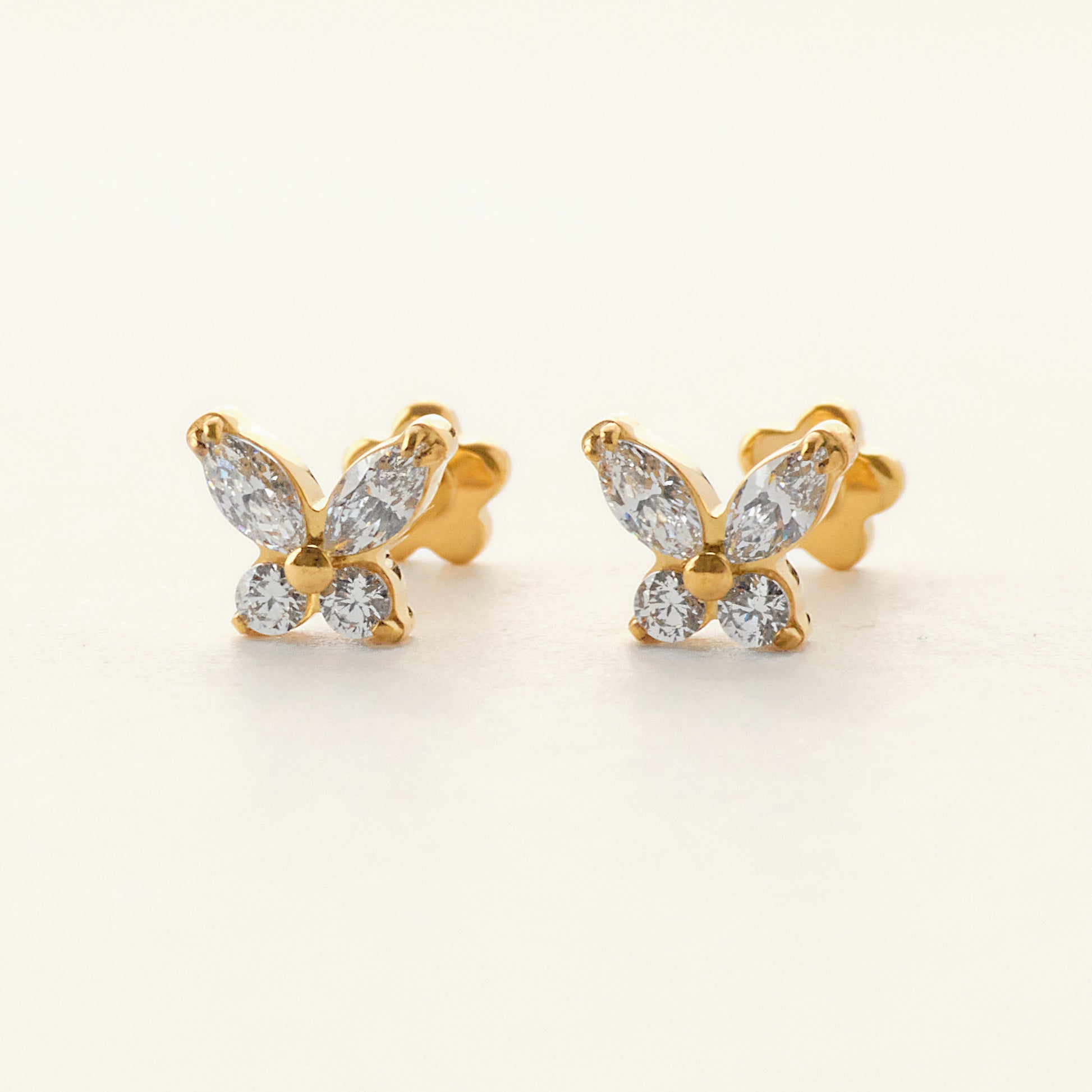 Flutter Stud ゴールド｜チタン フラットバックピアス｜Rozea