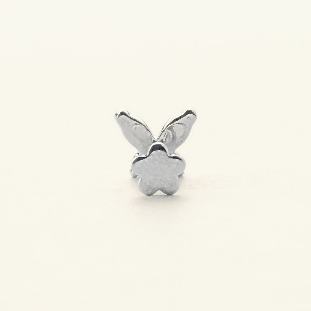 Flutter Stud フラットバックの裏側｜Rozea